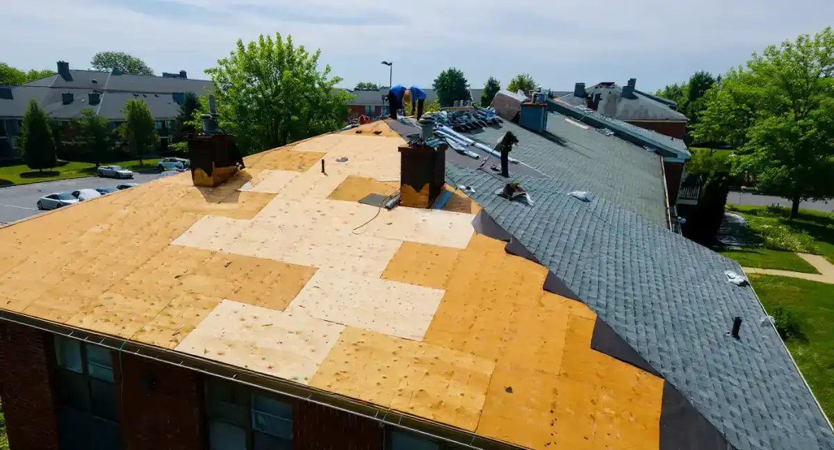 Visible Sagging in the Roofline